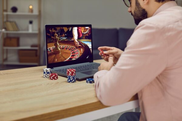 Online Roulette im Casino spielen – Tipps & Tricks für gewinnbringende Strategien